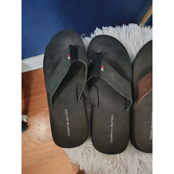 Tommy Hilfiger 2 PAIR BUNDLE Women's Flip Flop Size 7.5M Leather - Picture 2 of 8